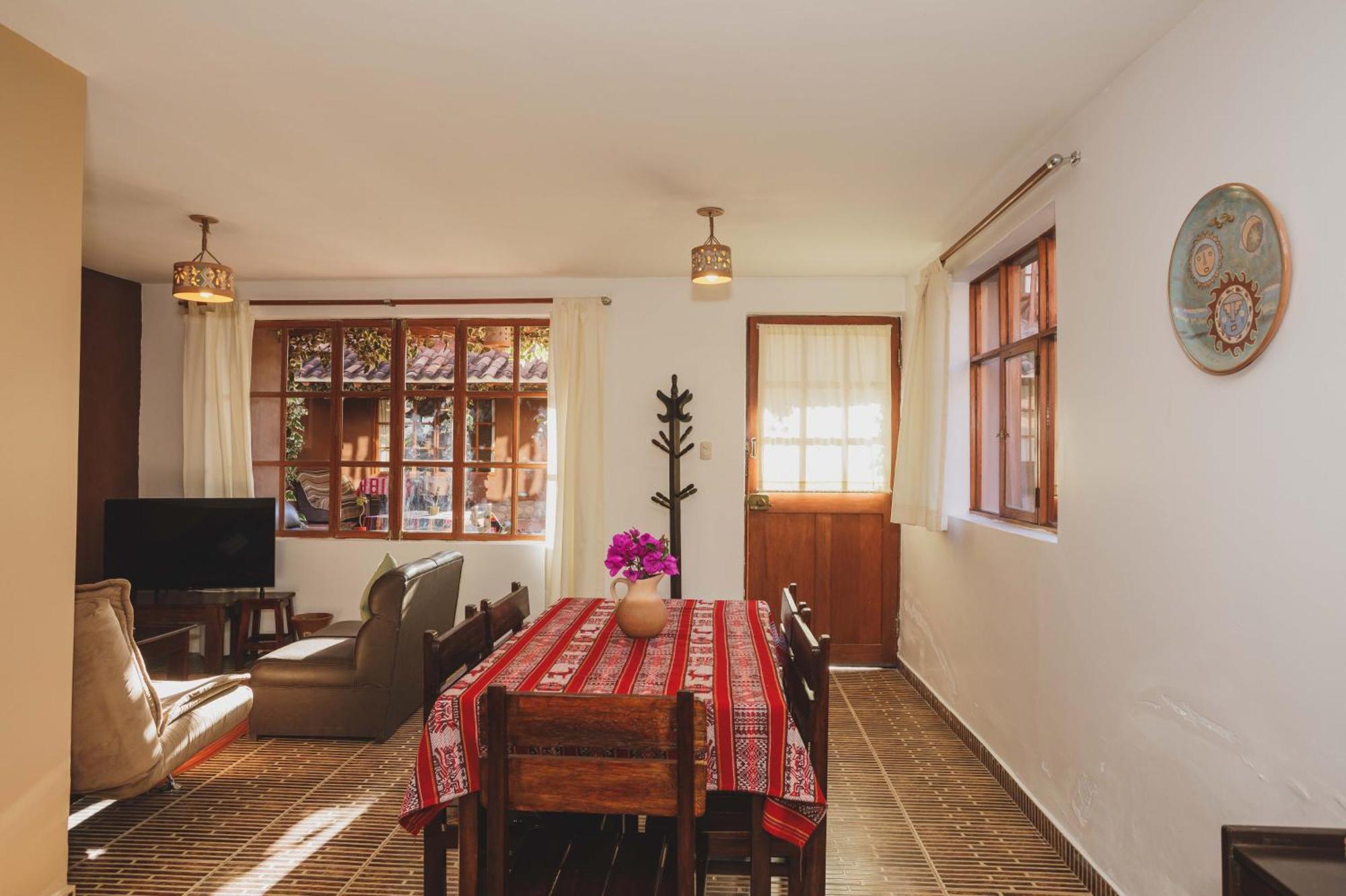 Hotel Kutimuy 4*